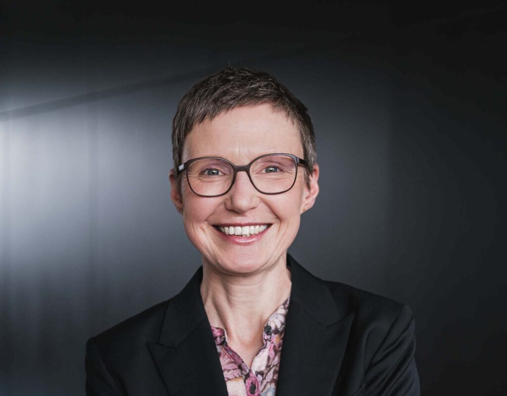 Dr. Christine Ludl