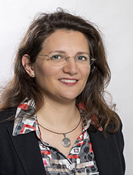 Dr. habil. Elsa Tulmets